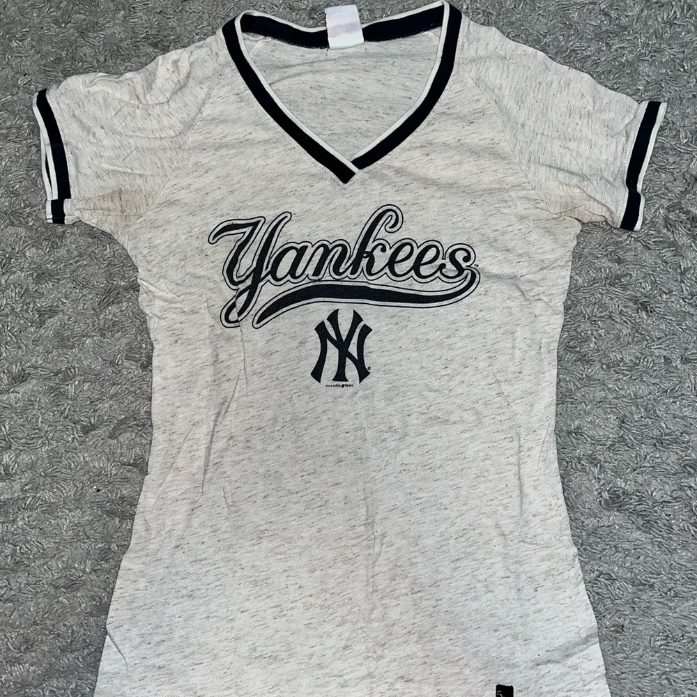yankee shirt